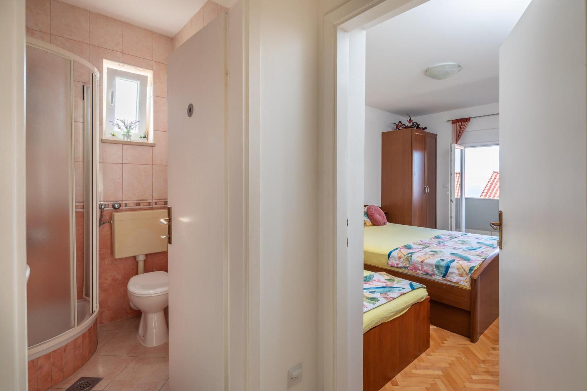 Apartments Ivan Omis Exterior photo